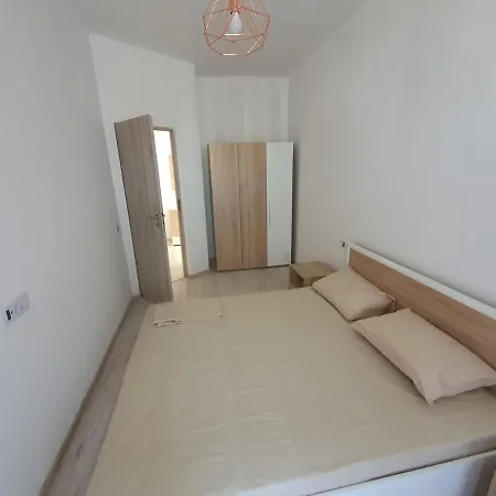 Apartament cu 3 camere *